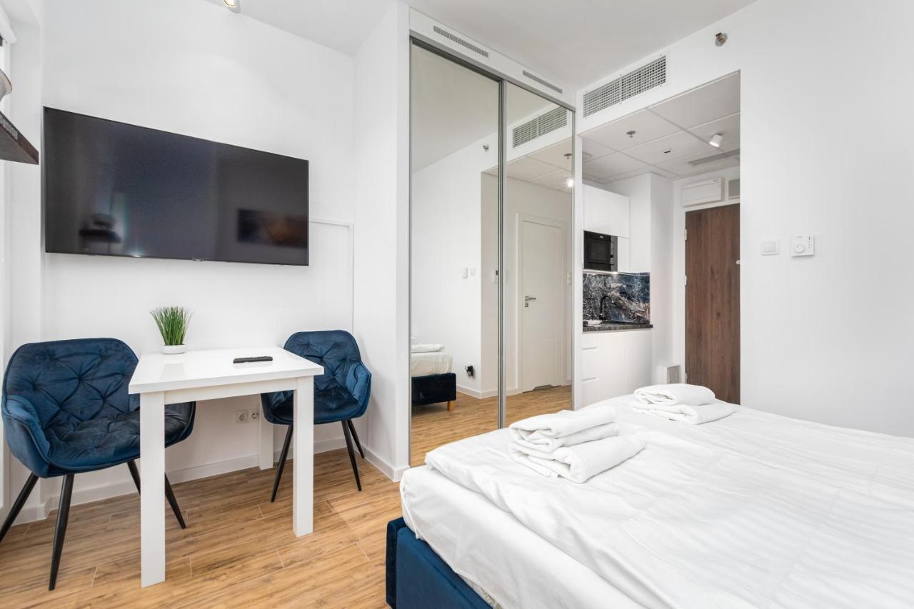Kasprzaka 29 B-C By Homeprime Varšava Exteriér fotografie